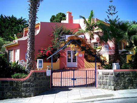 Inn & Art Inn & Art
