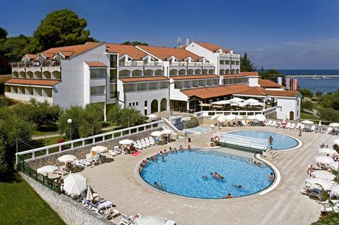 Isabella Island Resort