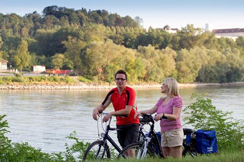 8-daagse fiets- en vaarvakantie Passau - Boedapest 8-daagse fiets- en vaarvakantie Passau - Boedapest