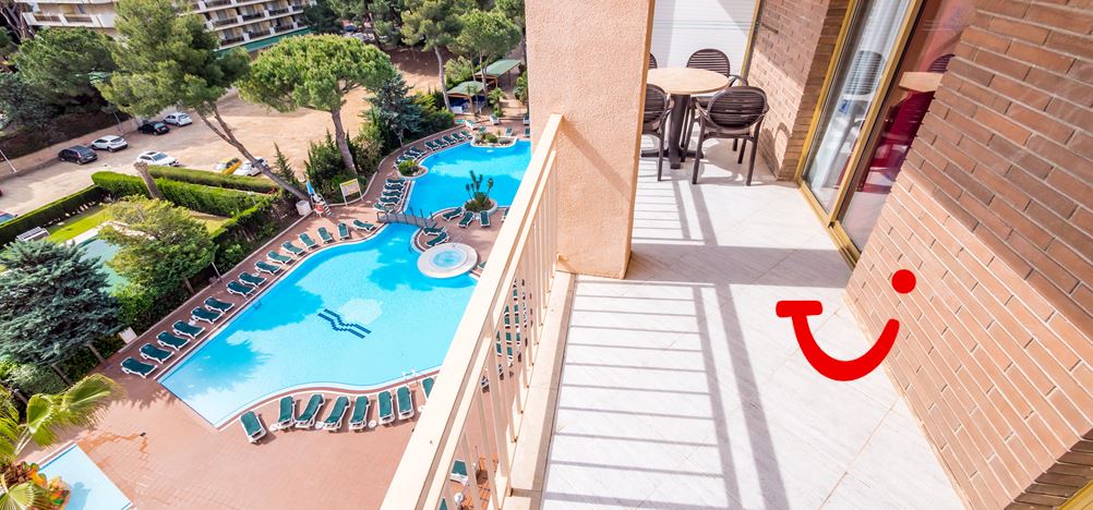 Golden Avenida Suites