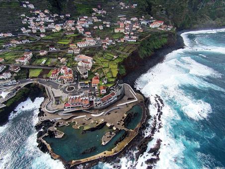 Aqua Natura Bay Portugal Madeira Porto Moniz sfeerfoto groot