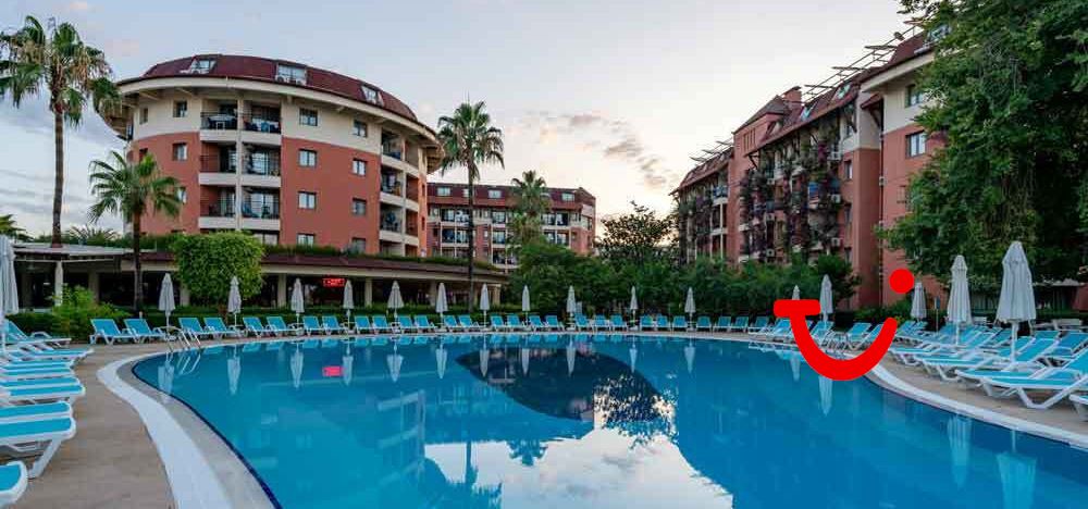 Palmeras Beach Hotel