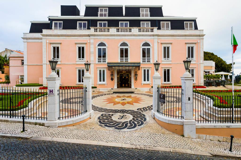 olissippo-lapa-palace-the-leading-hotels-world