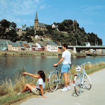 Actieprijs autovakantie Beieren - 8 9 10 daagse fietsreis Passau Wenen