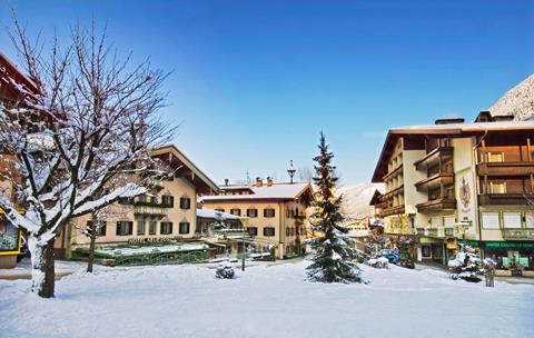 Neue Post Oostenrijk Ski Zillertal 3000 Mayrhofen sfeerfoto groot