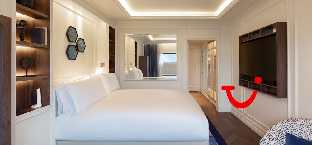 Sofitel Barcelona Skipper
