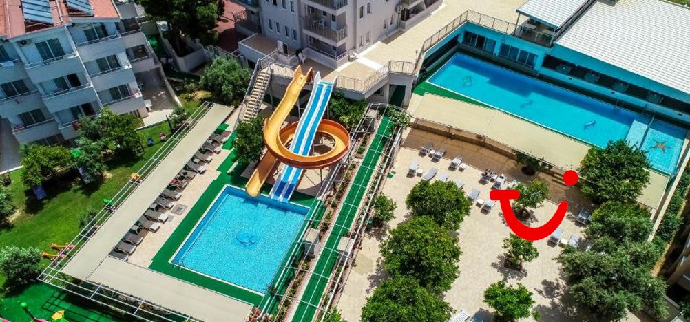 Hotel Catty Cats Garden