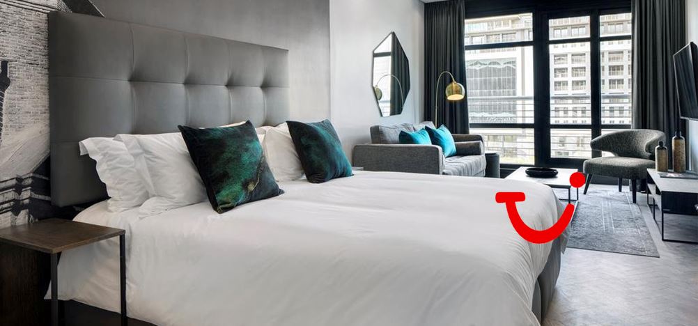 The Onyx Apartment Hotel