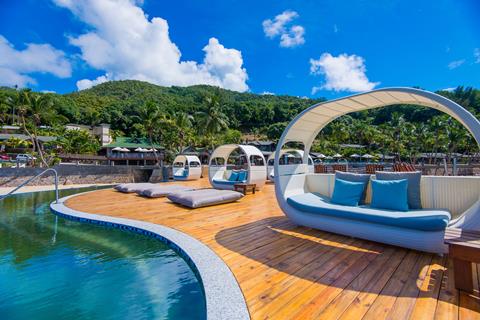 Coco de Mer & Black Parrot Suites Seychellen Praslin Anse Bois de Rose sfeerfoto groot