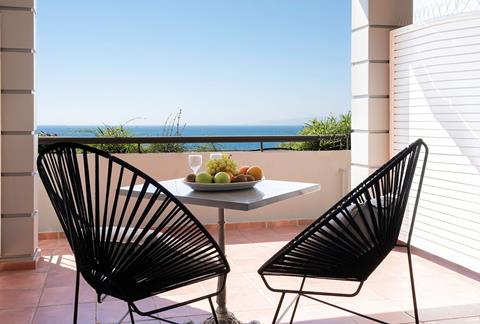 Zonnige deal zonvakantie Atheense Rivièra ⛱️ 4 Dagen logies ontbijt Coral Hotel Athens