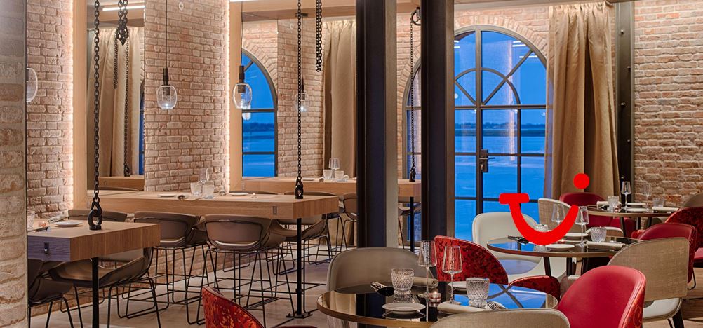NH Collection Venezia Murano Villa