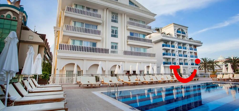 Dream World Resort & Spa