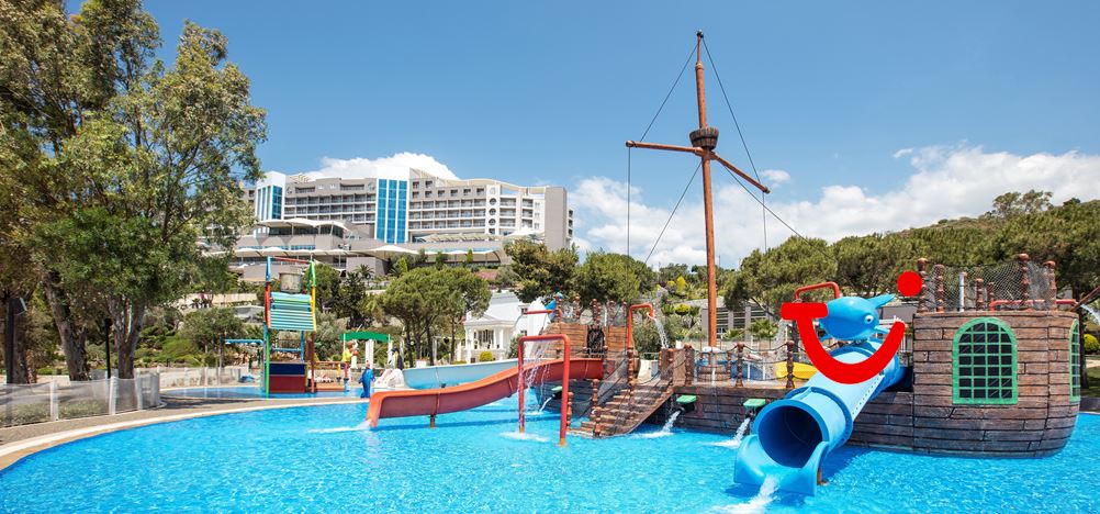 Aria Claros Beach & Spa Resort