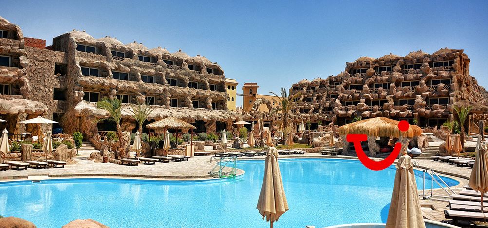 Caves Beach Resort Hurghada