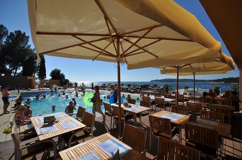 Top zonvakantie Istrië 🏝️ Resort Horizont