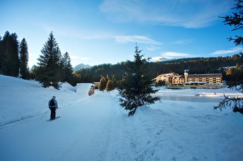 Zo goedkoop op skivakantie Dolomieten ❄ 8 Dagen logies TH Madonna di Campiglio Golfhotel