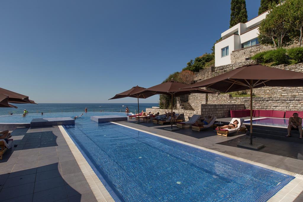 Avala Resort & Villas