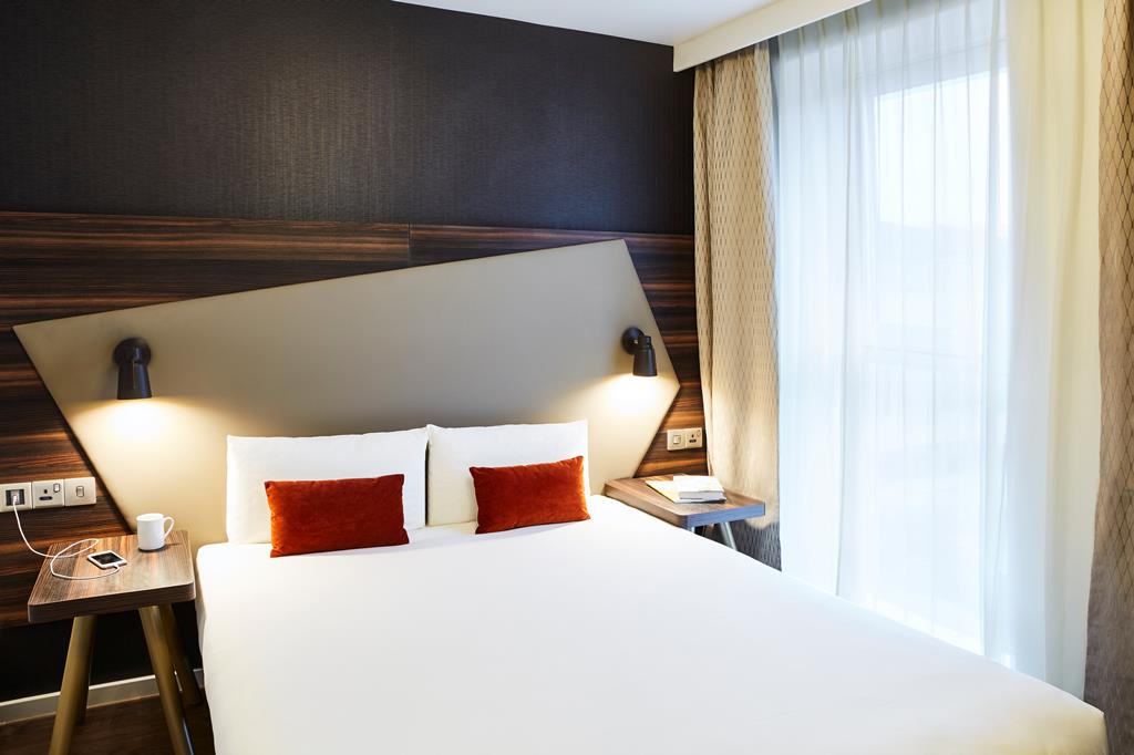 adagio-edinburgh-royal-mile