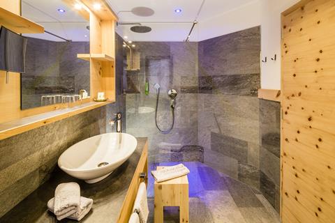 Geweldige aanbieding skivakantie Dolomieten ⛷️ Geniesserhotel Sonnenberg 8 Dagen  €1086,-
