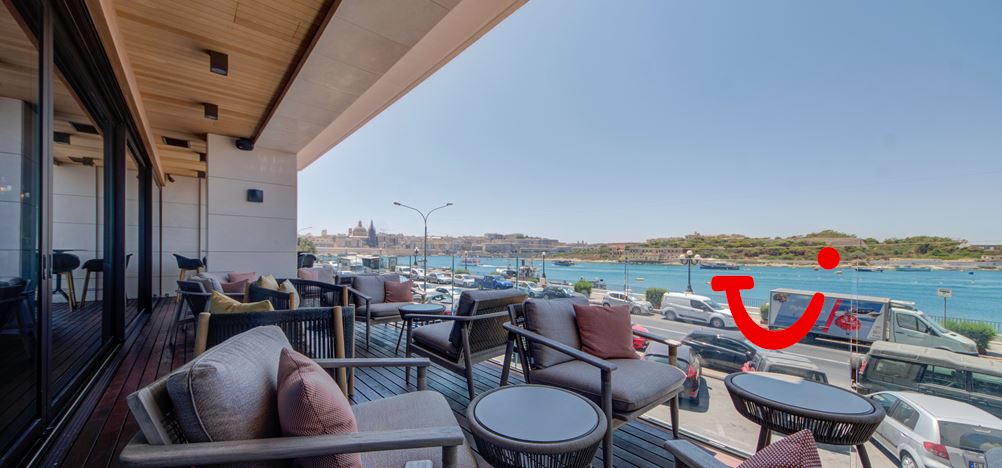 Land's End Boutique Hotel