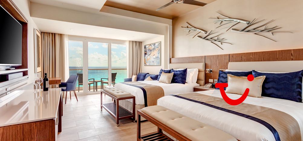 Royalton CHIC Suites Cancun Resort & Spa