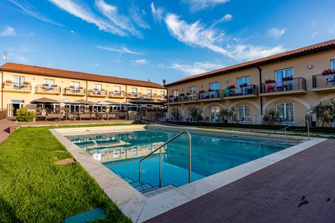Hotel Principe di Lazise Italië Gardameer Lazise sfeerfoto groot