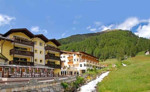 Paradies Pure Mountain Resort Italië Dolomieten Sulden sfeerfoto groot