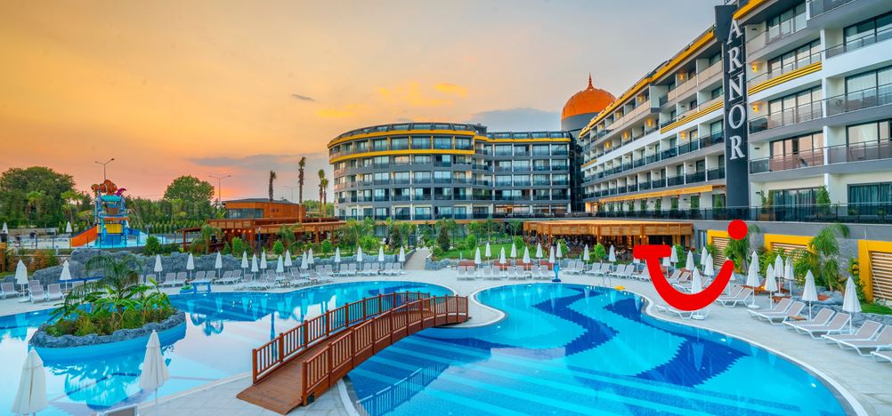 Arnor De Luxe Hotel & Spa