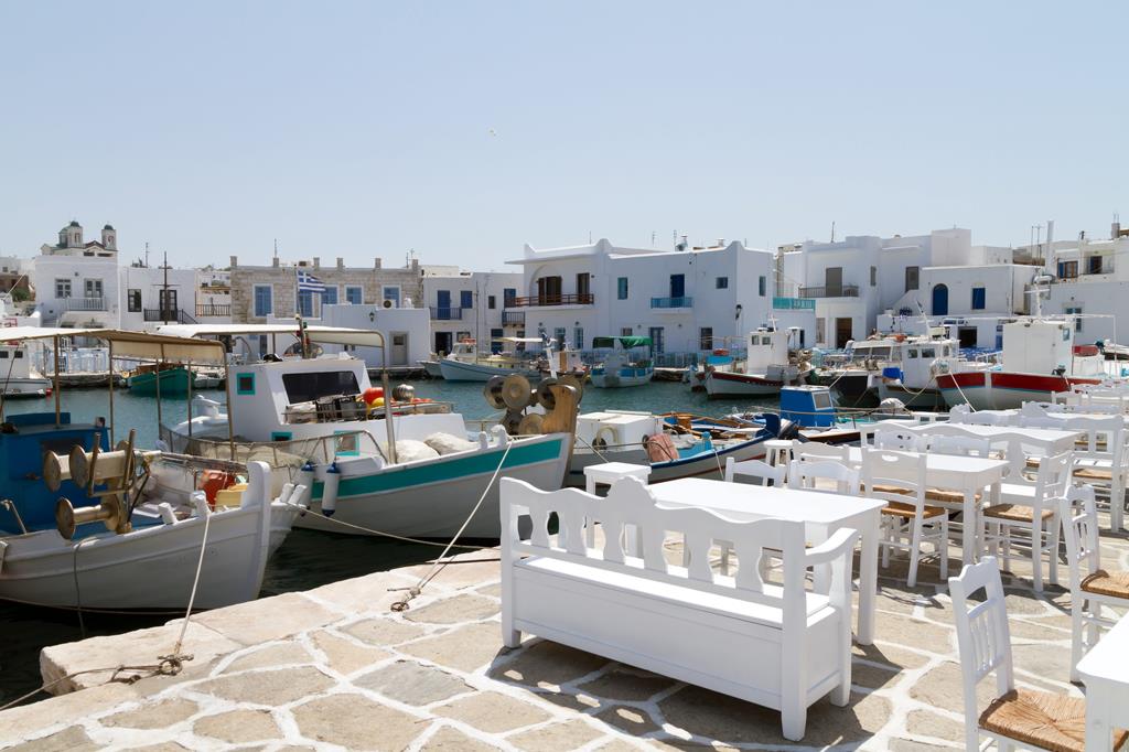 15-daagse-eilandhoppen-paros-naxos-en-santorini