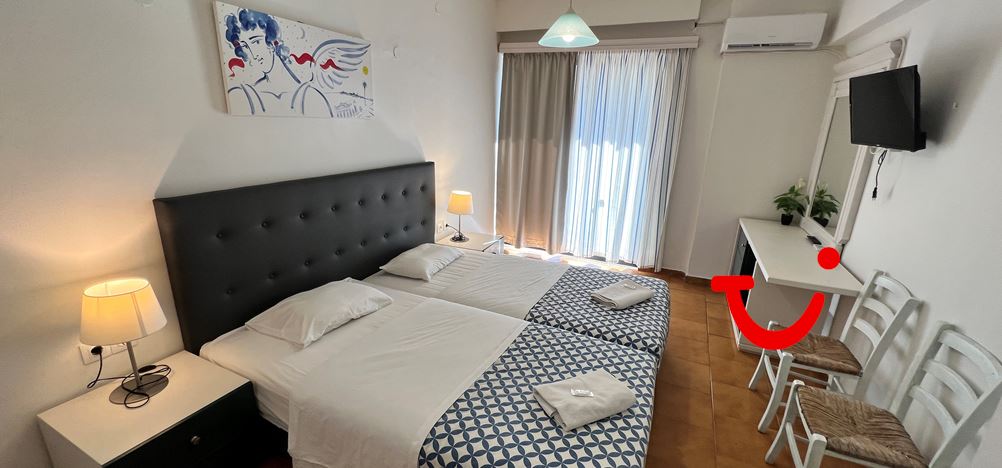 Golden Days Aparthotel