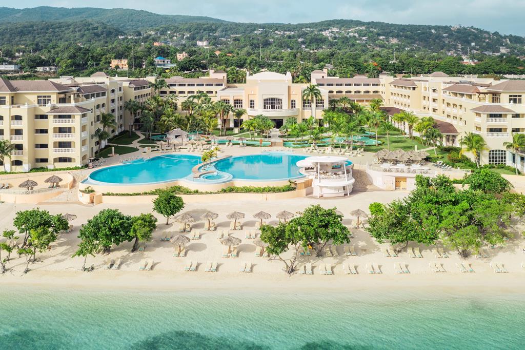 9 Dagen all inclusive Iberostar Waves Rose Hall Beach