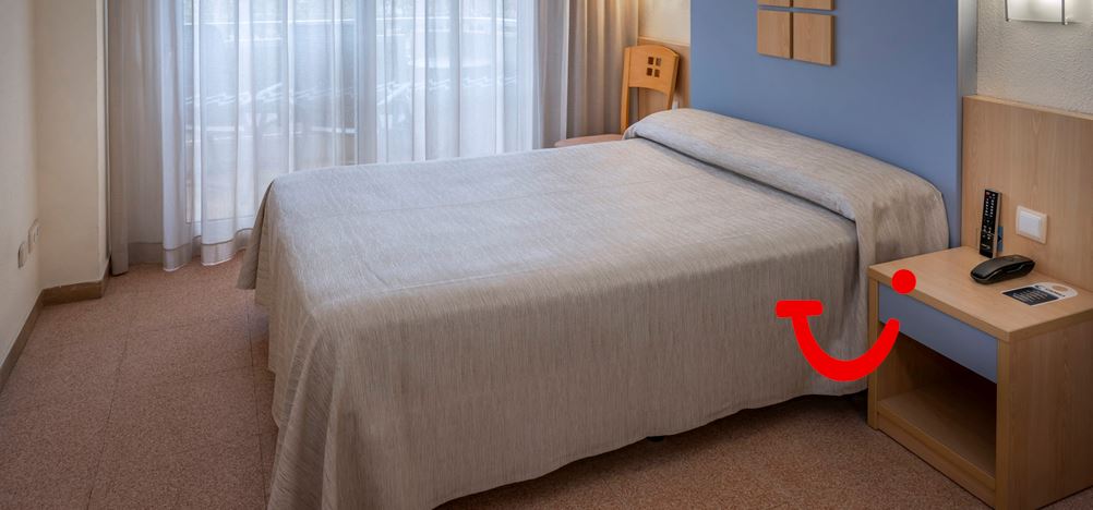 Caprici Beach Hotel & Spa