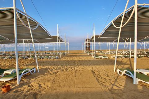 Mooie zonvakantie Turkse Rivièra - Sunis Kumkoy Beach Resort