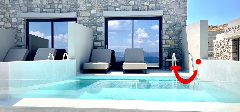 Eleia Seafront Villas