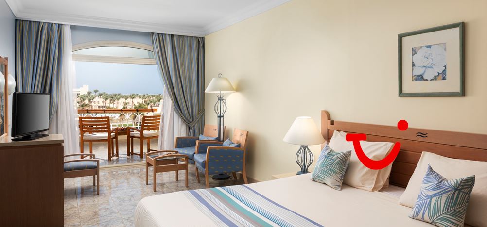 Royal Lagoons Resort & Aqua Park
