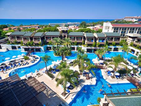 Sunis Kumkoy Beach Resort Turkije Turkse Rivièra Side sfeerfoto groot