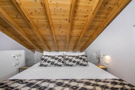 Mirablue Luxury Residences