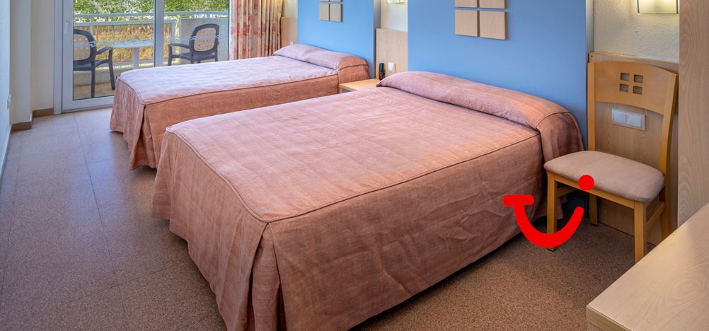 Caprici Beach Hotel & Spa