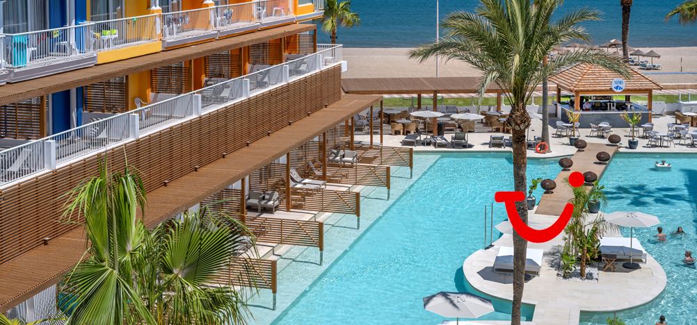 Mediterraneo Bay