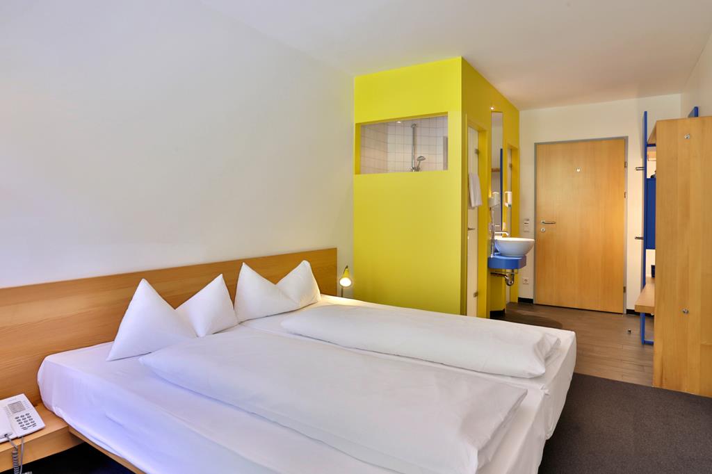 val-blu-resort-spa-sports