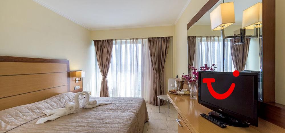 Manousos City Hotel