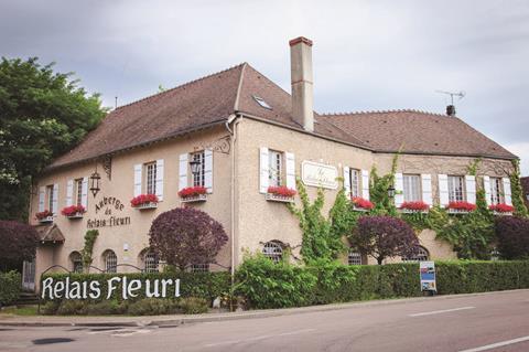 Autovakantie Relais Fleuri in Avallon (Bourgogne, Frankrijk)