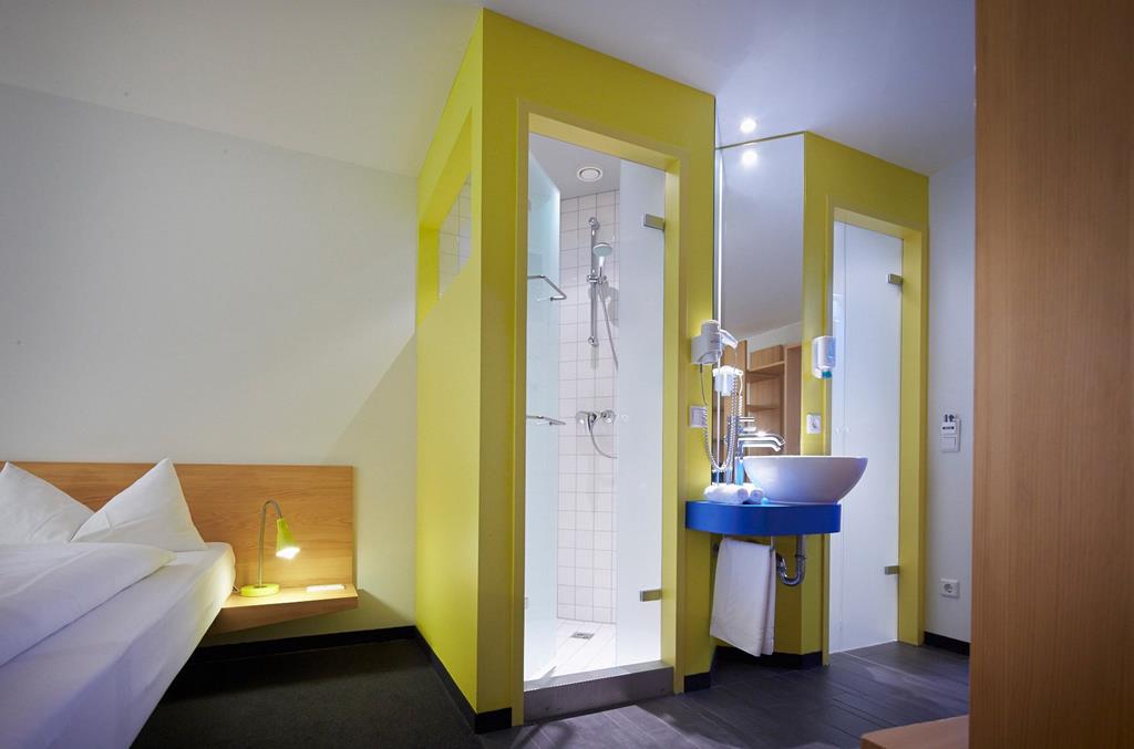 val-blu-resort-spa-sports