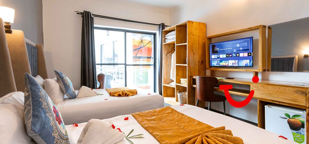 Canary Golden Hotel