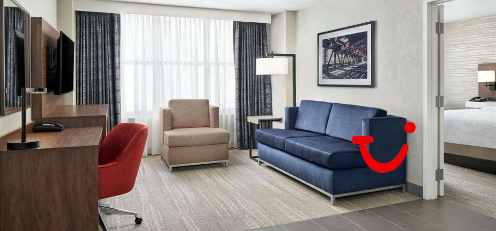 Hampton Inn & Suites Chicago-Downtown