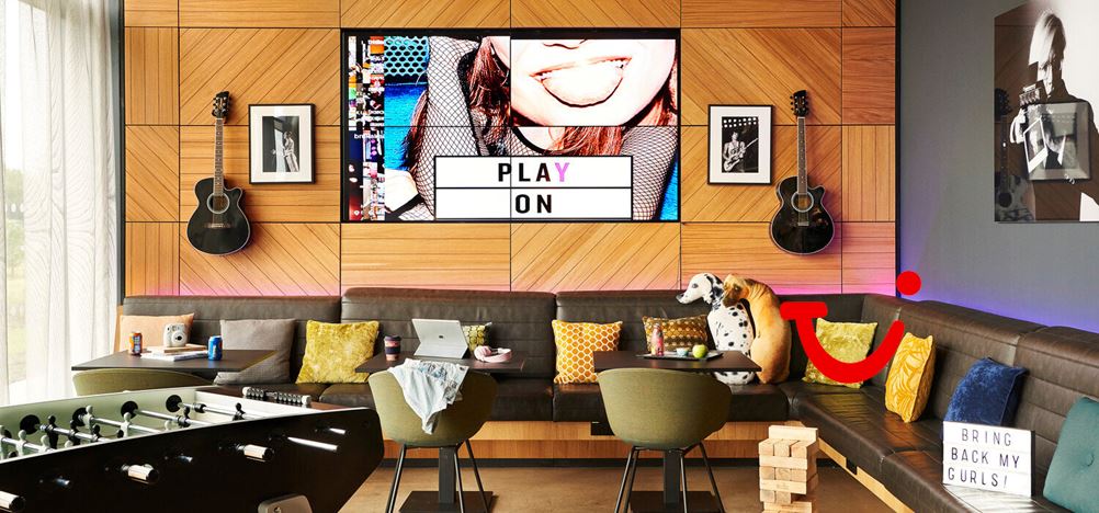 Moxy Edinburgh Airport