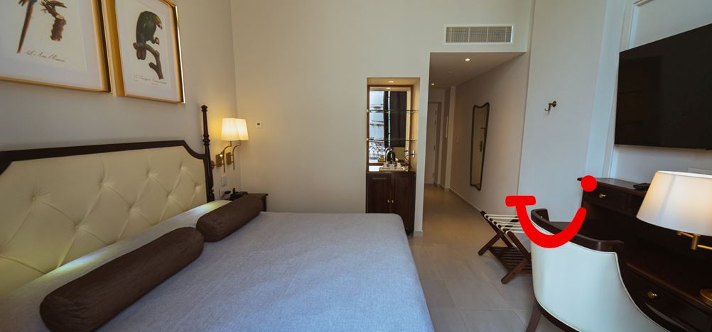 Mystique Regis Habana by Royalton