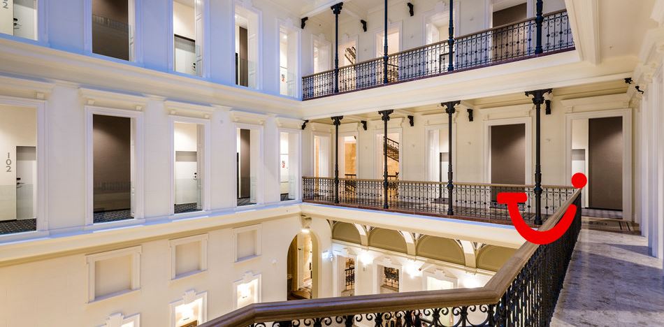 Hotel Moments Budapest