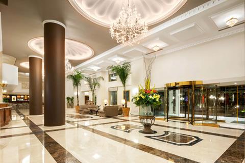 Ongelooflijke aanbieding zonvakantie Atheense Rivièra ⛱️ 4 Dagen logies ontbijt Grand Hotel Palace