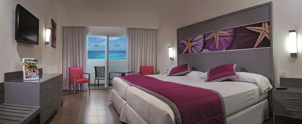 hotel-riu-cancun